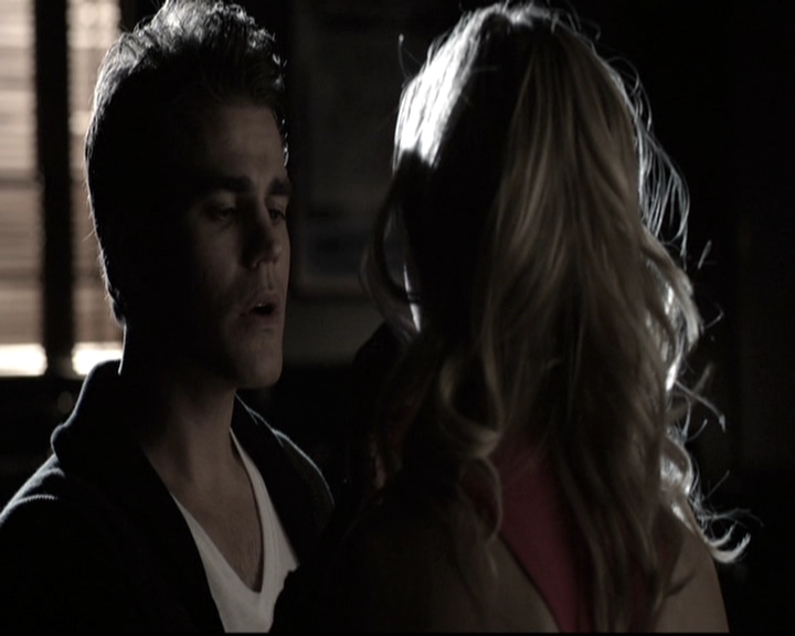 VampireDiariesWorld-dot-nl_6x17ABirdInAGildedCage0622.jpg