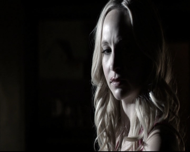 VampireDiariesWorld-dot-nl_6x17ABirdInAGildedCage0635.jpg