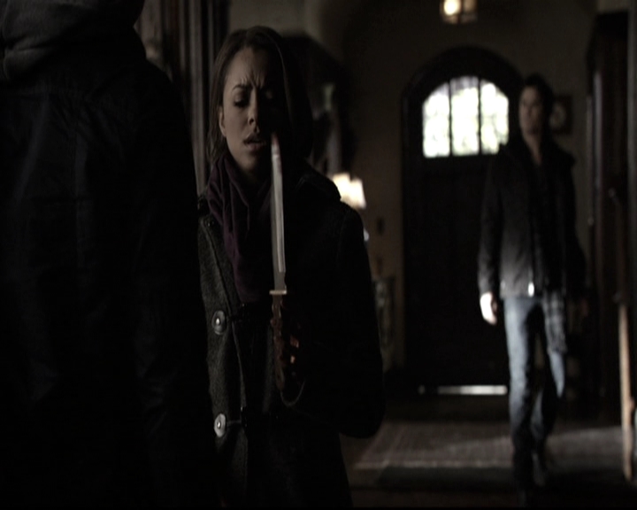 VampireDiariesWorld-dot-nl_6x17ABirdInAGildedCage0643.jpg