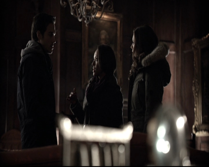 VampireDiariesWorld-dot-nl_6x17ABirdInAGildedCage0664.jpg