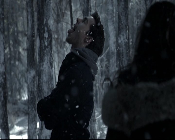 VampireDiariesWorld-dot-nl_6x17ABirdInAGildedCage0704.jpg