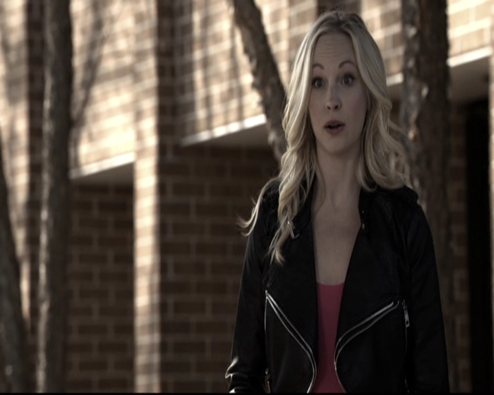 VampireDiariesWorld-dot-nl_6x17ABirdInAGildedCage0739.jpg