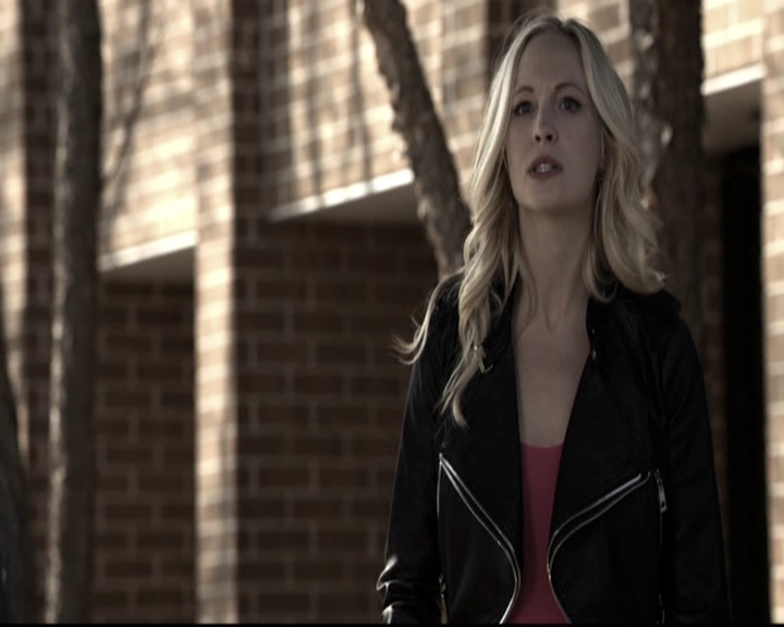 VampireDiariesWorld-dot-nl_6x17ABirdInAGildedCage0740.jpg