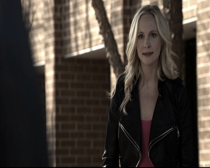 VampireDiariesWorld-dot-nl_6x17ABirdInAGildedCage0741.jpg