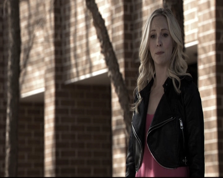 VampireDiariesWorld-dot-nl_6x17ABirdInAGildedCage0762.jpg