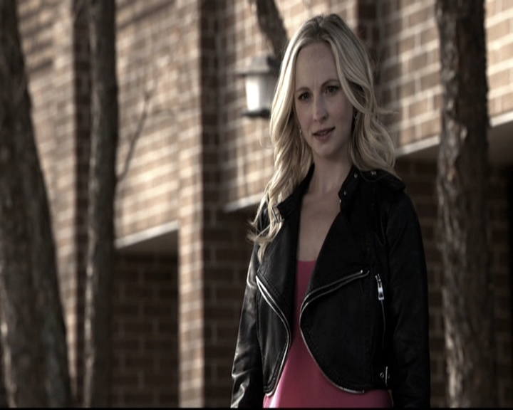 VampireDiariesWorld-dot-nl_6x17ABirdInAGildedCage0765.jpg