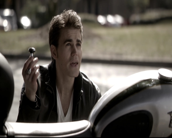 VampireDiariesWorld-dot-nl_6x17ABirdInAGildedCage0769.jpg