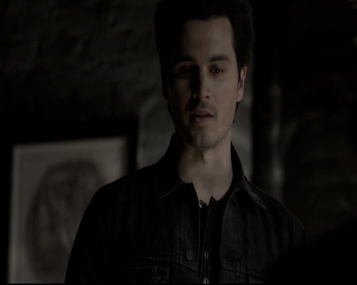 VampireDiariesWorld-dot-nl_6x17ABirdInAGildedCage0826.jpg