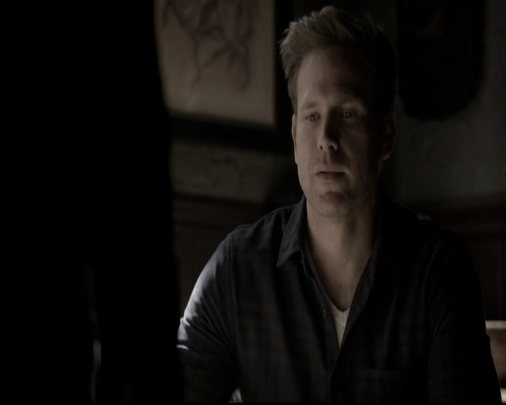 VampireDiariesWorld-dot-nl_6x17ABirdInAGildedCage0842.jpg