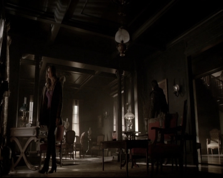 VampireDiariesWorld-dot-nl_6x17ABirdInAGildedCage0855.jpg