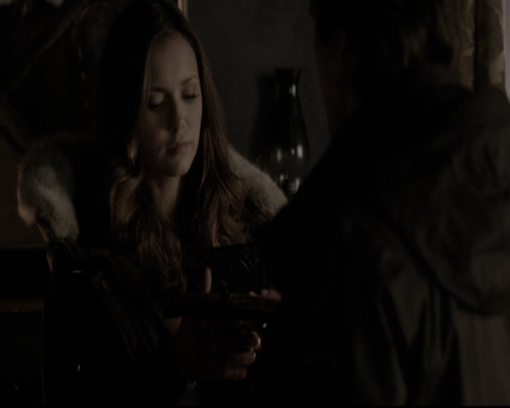 VampireDiariesWorld-dot-nl_6x17ABirdInAGildedCage0875.jpg