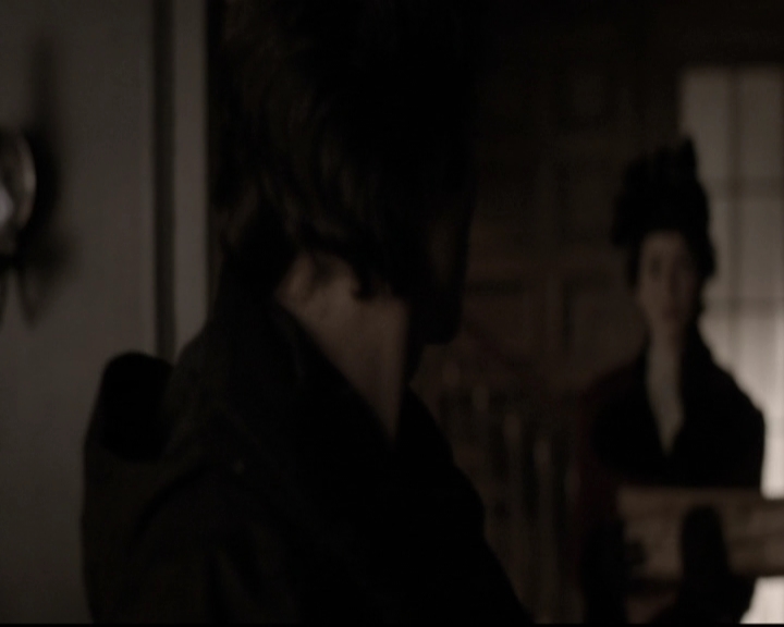 VampireDiariesWorld-dot-nl_6x17ABirdInAGildedCage0909.jpg