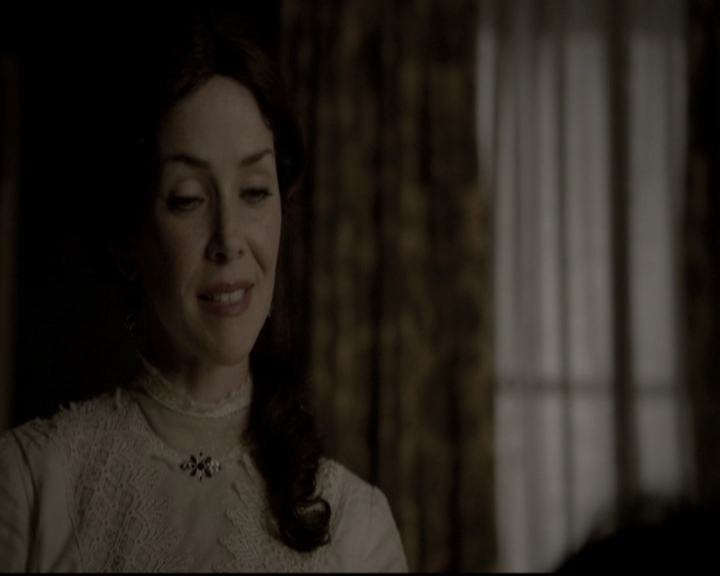 VampireDiariesWorld-dot-nl_6x17ABirdInAGildedCage0937.jpg