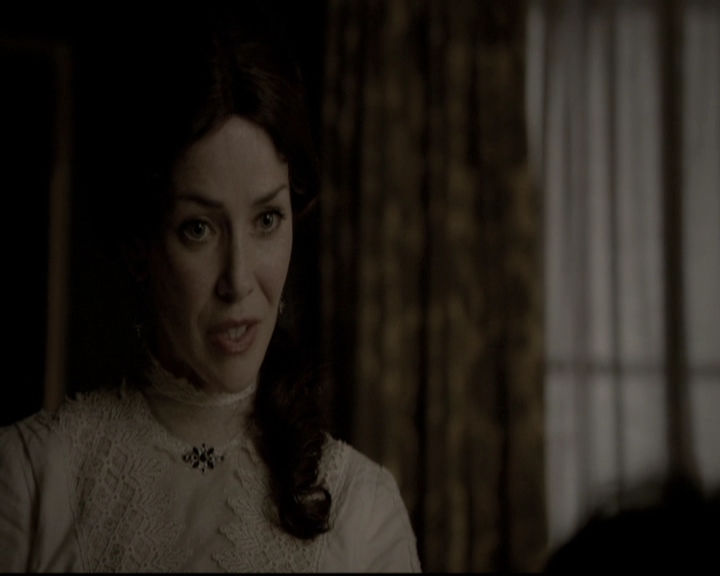 VampireDiariesWorld-dot-nl_6x17ABirdInAGildedCage0938.jpg