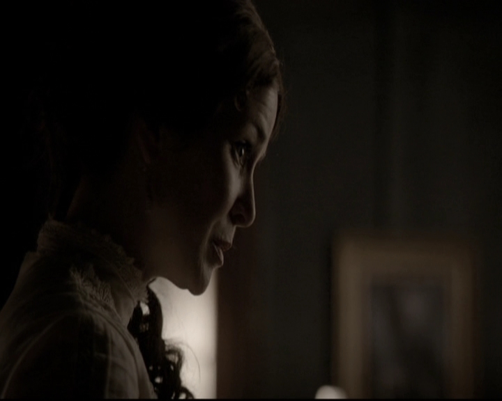 VampireDiariesWorld-dot-nl_6x17ABirdInAGildedCage0940.jpg