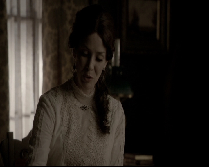 VampireDiariesWorld-dot-nl_6x17ABirdInAGildedCage0966.jpg