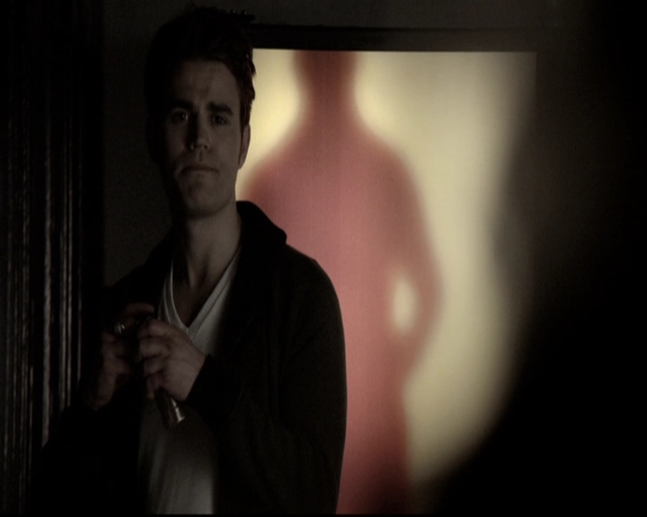 VampireDiariesWorld-dot-nl_6x17ABirdInAGildedCage1071.jpg