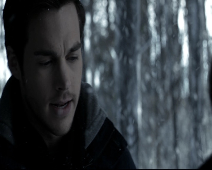 VampireDiariesWorld-dot-nl_6x17ABirdInAGildedCage1145.jpg