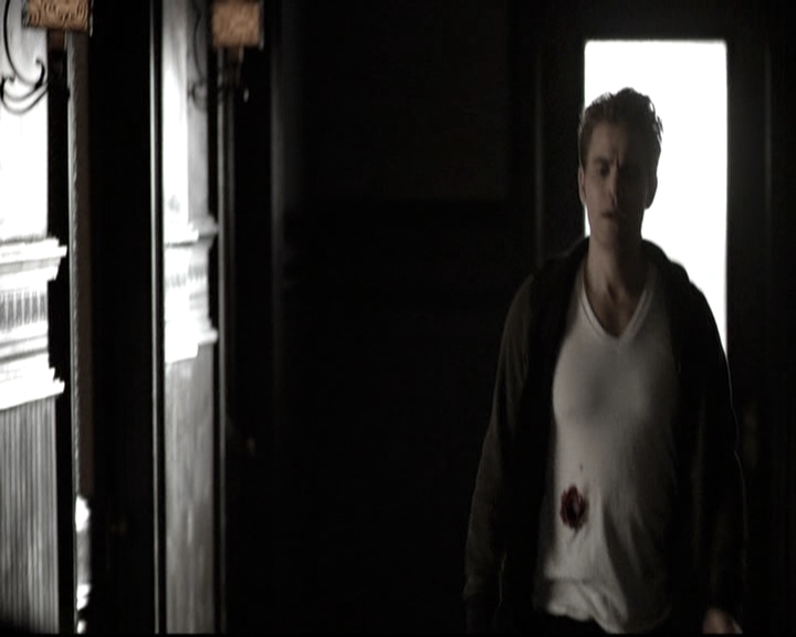 VampireDiariesWorld-dot-nl_6x17ABirdInAGildedCage1298.jpg