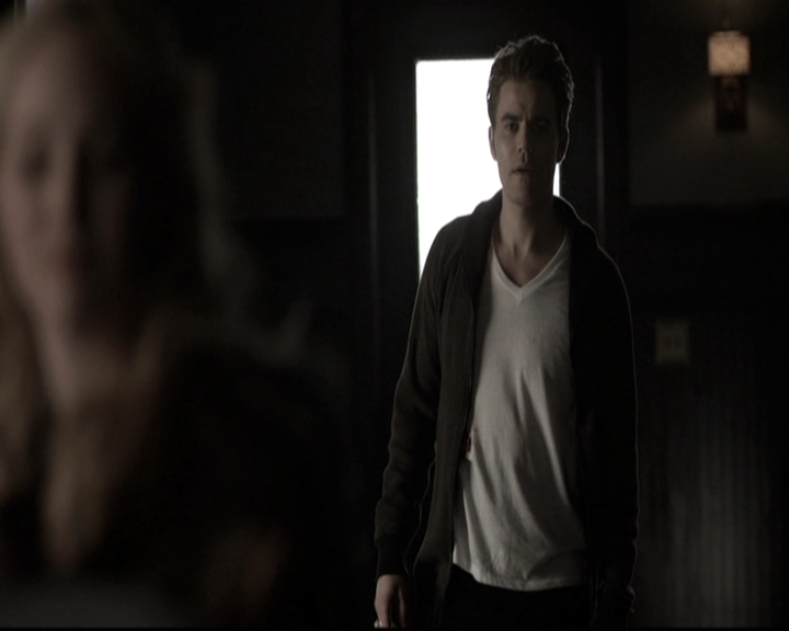 VampireDiariesWorld-dot-nl_6x17ABirdInAGildedCage1301.jpg