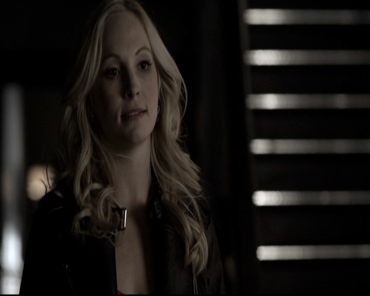 VampireDiariesWorld-dot-nl_6x17ABirdInAGildedCage1327.jpg