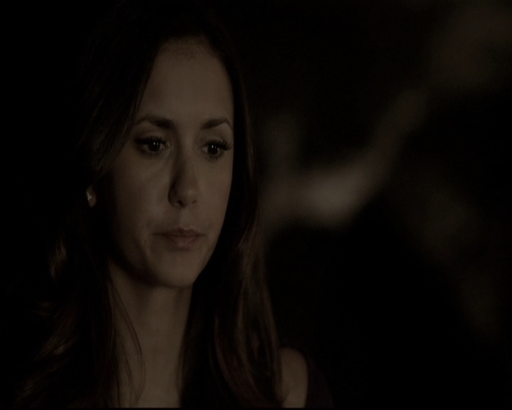 VampireDiariesWorld-dot-nl_6x17ABirdInAGildedCage1387.jpg