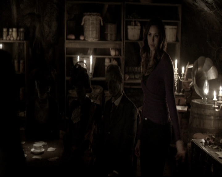 VampireDiariesWorld-dot-nl_6x17ABirdInAGildedCage1435.jpg