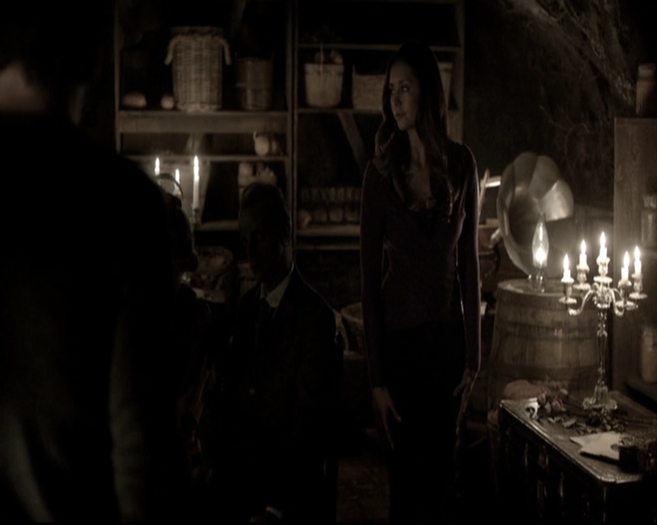 VampireDiariesWorld-dot-nl_6x17ABirdInAGildedCage1437.jpg