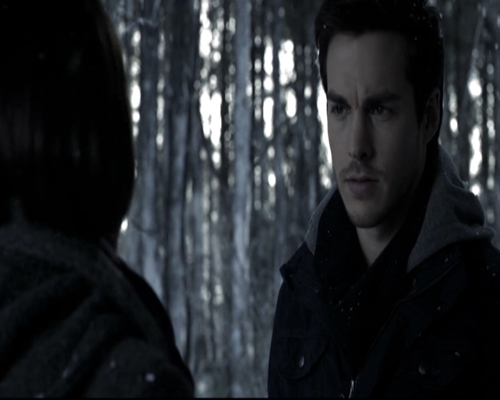 VampireDiariesWorld-dot-nl_6x17ABirdInAGildedCage1481.jpg