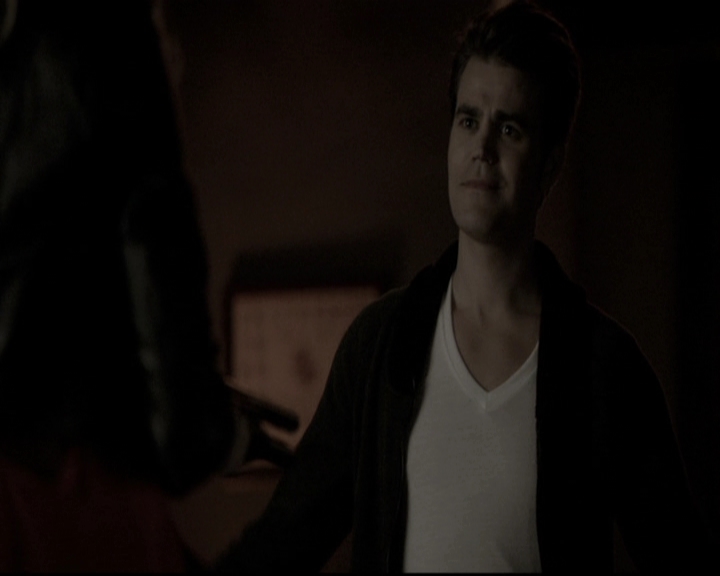 VampireDiariesWorld-dot-nl_6x17ABirdInAGildedCage1550.jpg