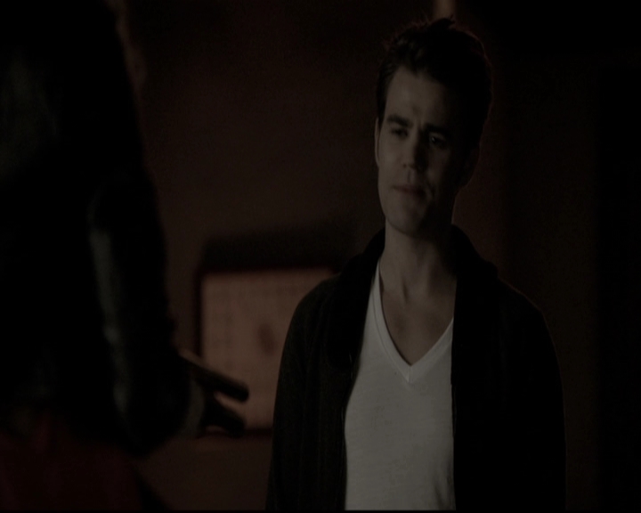 VampireDiariesWorld-dot-nl_6x17ABirdInAGildedCage1551.jpg