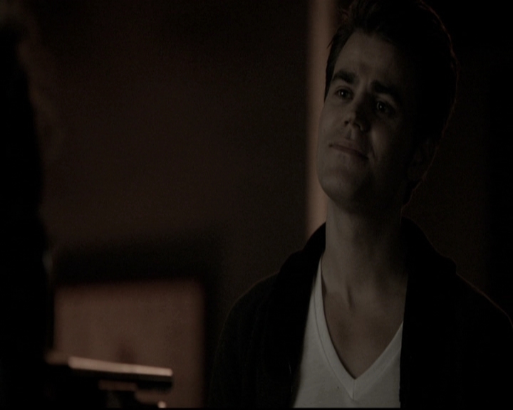 VampireDiariesWorld-dot-nl_6x17ABirdInAGildedCage1563.jpg