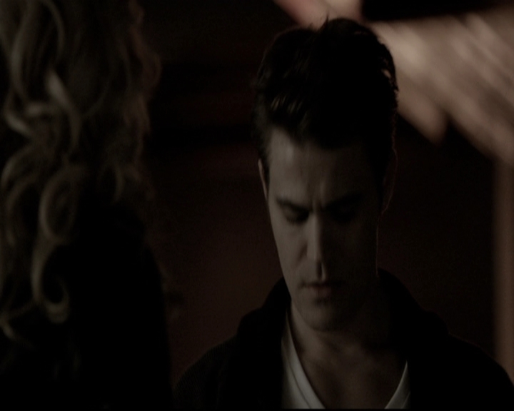 VampireDiariesWorld-dot-nl_6x17ABirdInAGildedCage1569.jpg