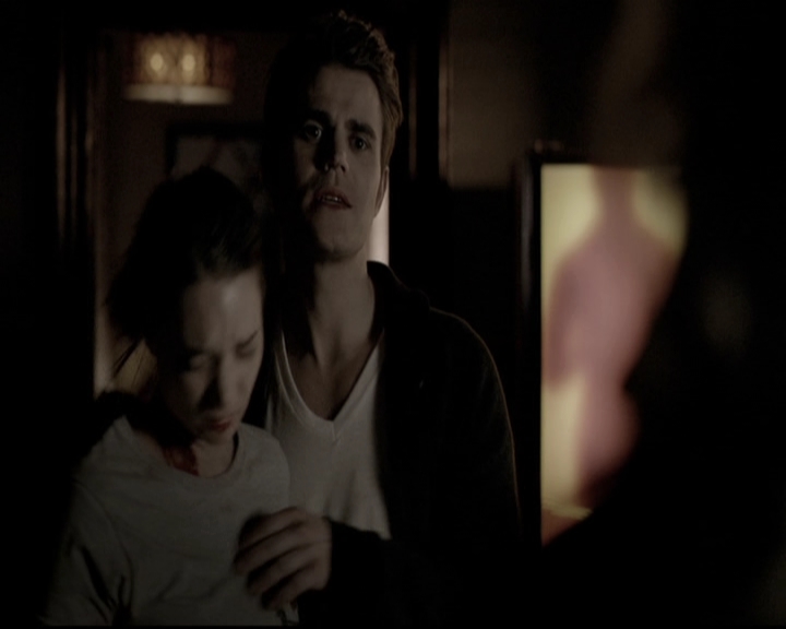 VampireDiariesWorld-dot-nl_6x17ABirdInAGildedCage1625.jpg