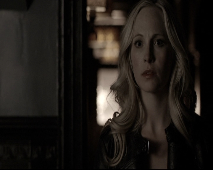 VampireDiariesWorld-dot-nl_6x17ABirdInAGildedCage1631.jpg