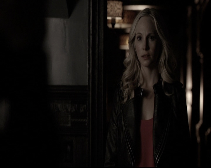 VampireDiariesWorld-dot-nl_6x17ABirdInAGildedCage1640.jpg