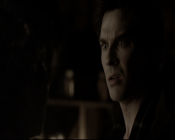 VampireDiariesWorld-dot-nl_6x17ABirdInAGildedCage1748.jpg