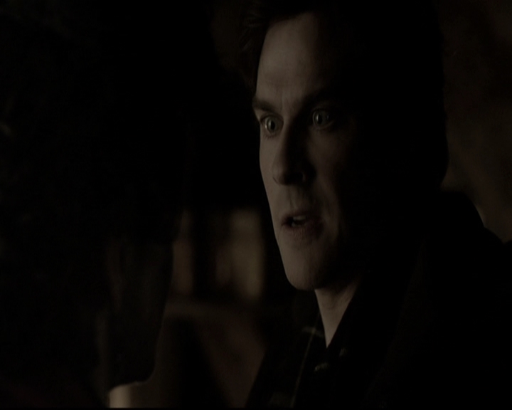 VampireDiariesWorld-dot-nl_6x17ABirdInAGildedCage1756.jpg