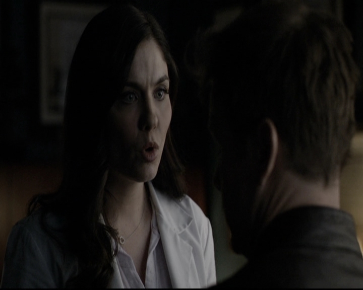 VampireDiariesWorld-dot-nl_6x17ABirdInAGildedCage1878.jpg