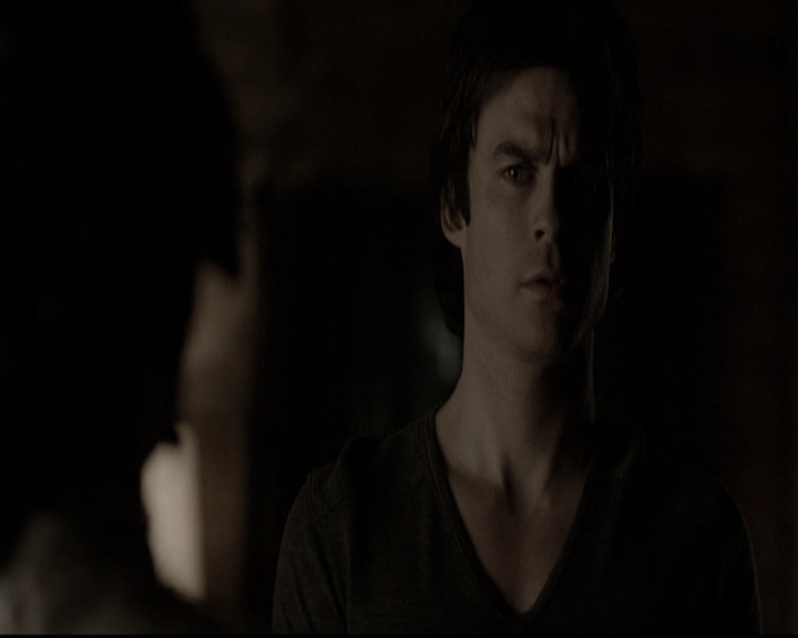 VampireDiariesWorld-dot-nl_6x17ABirdInAGildedCage1932.jpg