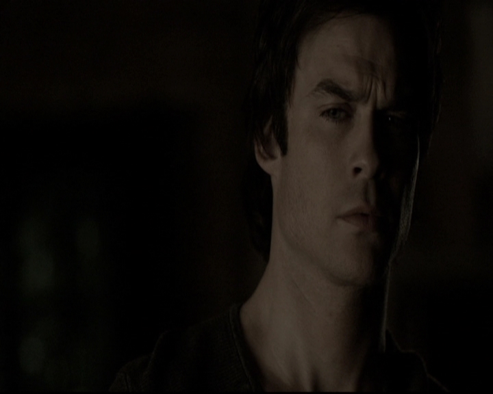 VampireDiariesWorld-dot-nl_6x17ABirdInAGildedCage1949.jpg