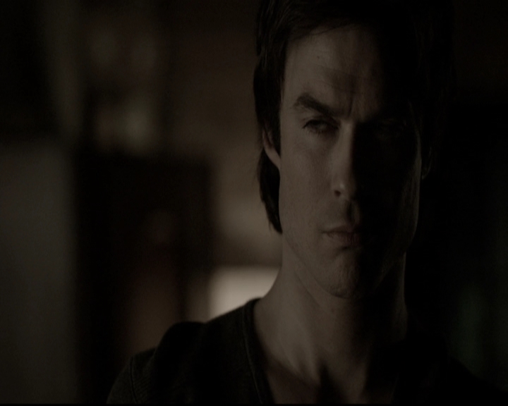 VampireDiariesWorld-dot-nl_6x17ABirdInAGildedCage1952.jpg