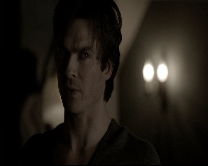 VampireDiariesWorld-dot-nl_6x17ABirdInAGildedCage1978.jpg