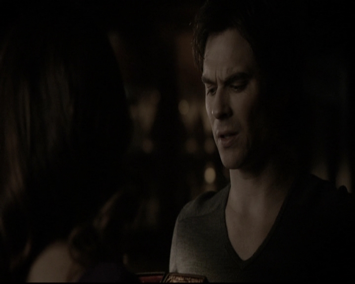 VampireDiariesWorld-dot-nl_6x17ABirdInAGildedCage2025.jpg