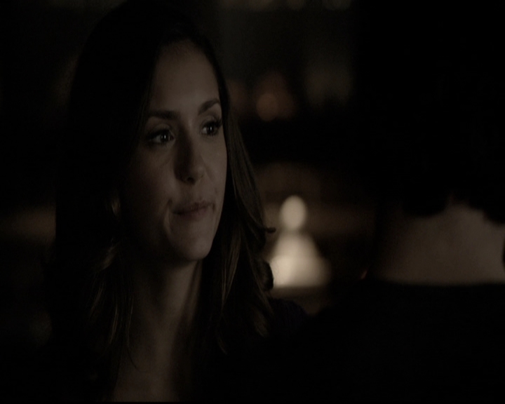 VampireDiariesWorld-dot-nl_6x17ABirdInAGildedCage2036.jpg