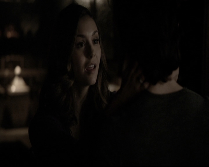 VampireDiariesWorld-dot-nl_6x17ABirdInAGildedCage2043.jpg