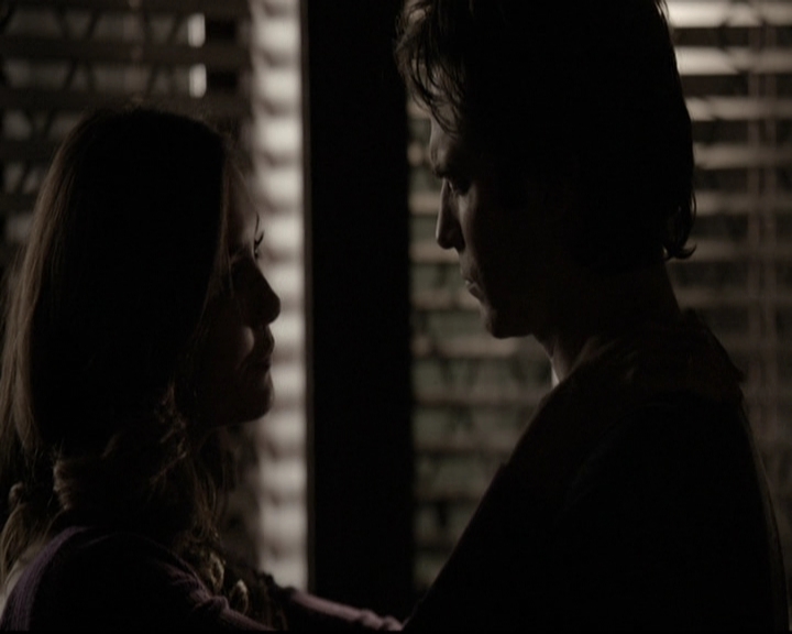 VampireDiariesWorld-dot-nl_6x17ABirdInAGildedCage2054.jpg