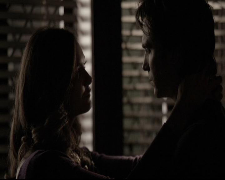 VampireDiariesWorld-dot-nl_6x17ABirdInAGildedCage2056.jpg