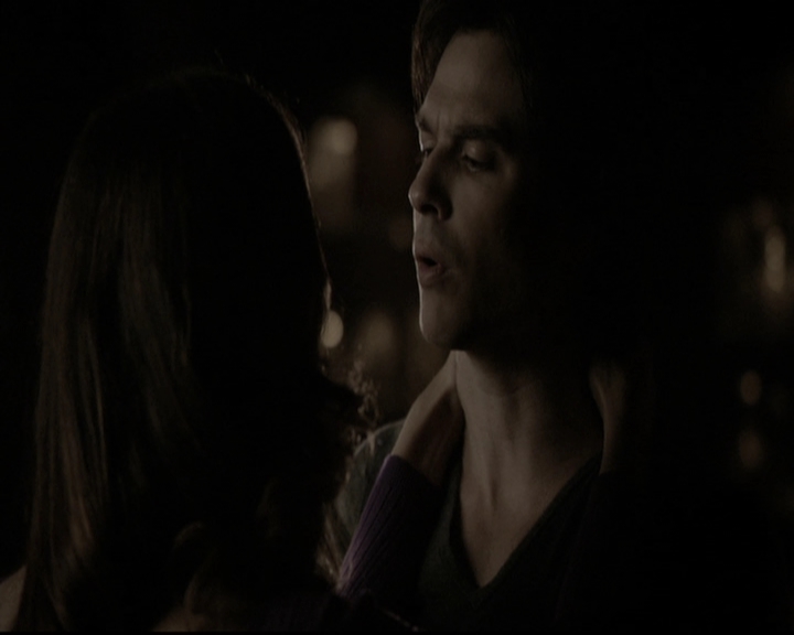 VampireDiariesWorld-dot-nl_6x17ABirdInAGildedCage2059.jpg