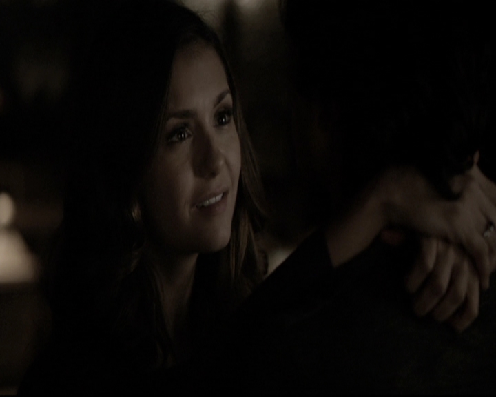 VampireDiariesWorld-dot-nl_6x17ABirdInAGildedCage2078.jpg